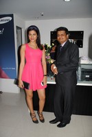 Shraddha Das New Photos
